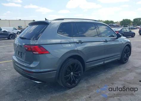 2020 Volkswagen Tiguan 2.0T Se/2.0T Se R-Line Black/2.0T Sel from USA, damaged, VIN 3VV3B7AX2LM130490